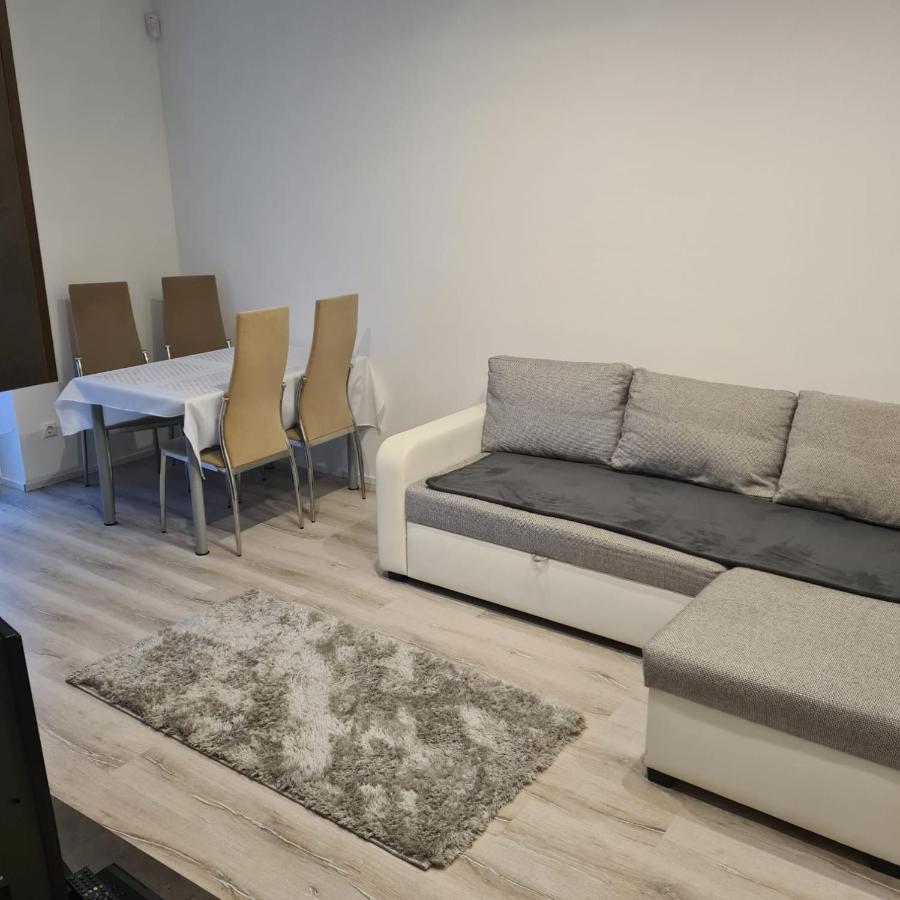 Verebes Apartman Gyor Luaran gambar